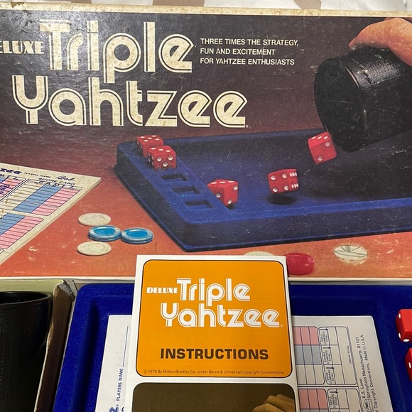 Milton Bradley Games Vintage 978 Deluxe Triple Yahtzee Shaker Dice